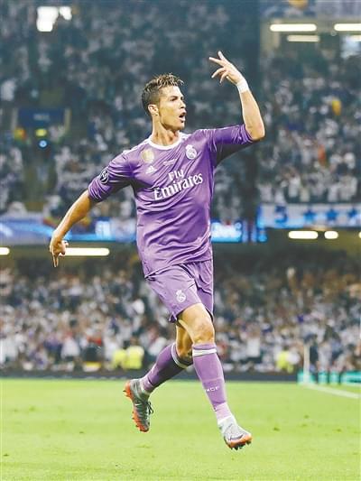 晶吊灯或经 晶吊灯或经