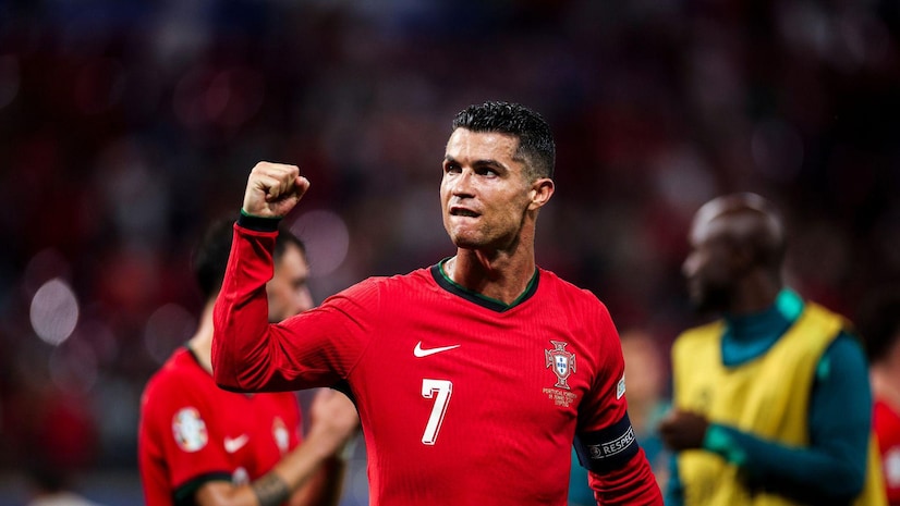 不断完善自 不断完善自